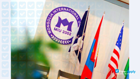 Mongolia International University фотография №3