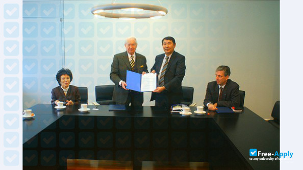 Institute of Finance and Economics photo #3