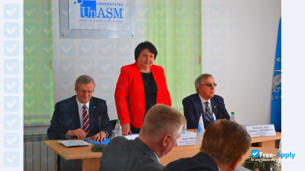 Foto de la University of Academy of Sciences of Moldova #5