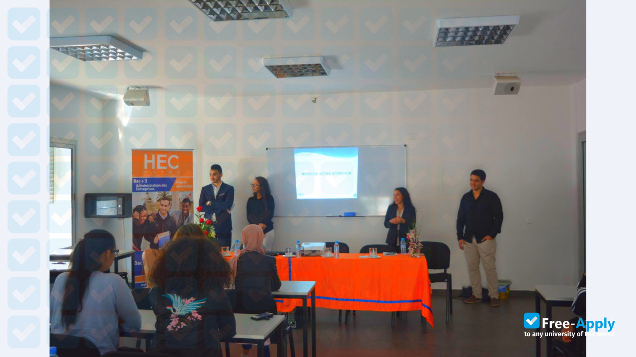 Photo de l’School of Commercial High Studies #11