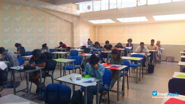Photo de l’VINCI School of Computer Engineering and Telecommunications Networks #3