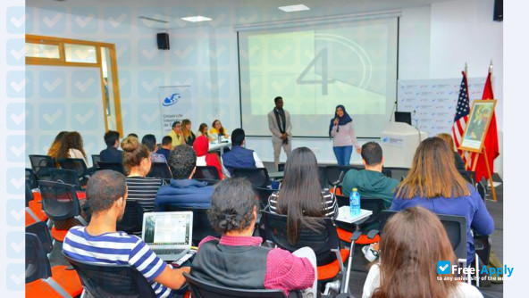 Foto de la International University of Casablanca #6
