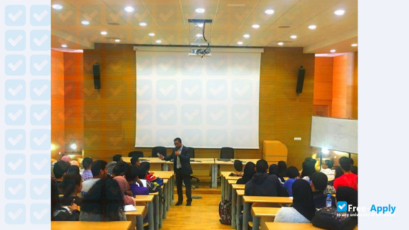 Foto de la International University of Rabat #7