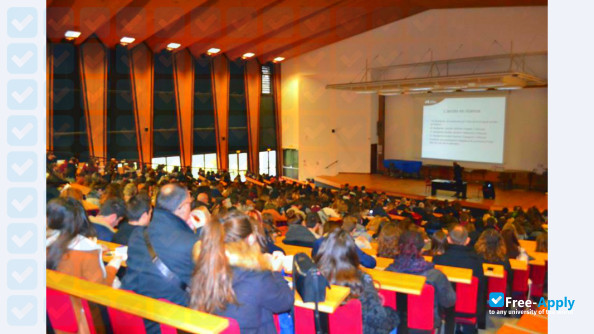 Higher Institute of Information and Communication фотография №5