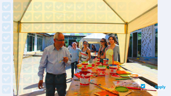 Foto de la Higher School of Interior Architecture #5