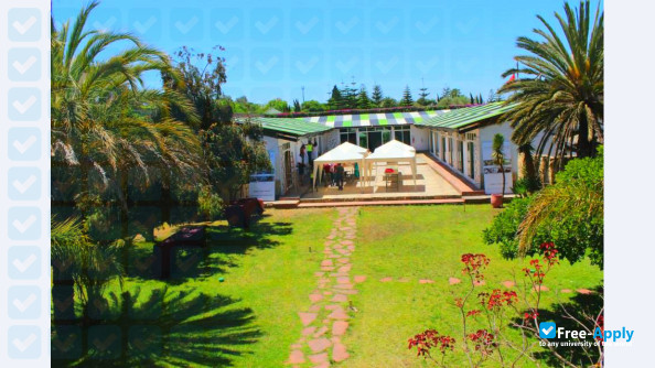 Foto de la Higher School of Interior Architecture #3
