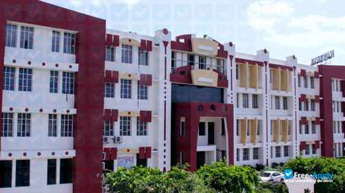 Higher Institute of Computer Engineering SUP ISI photo #3