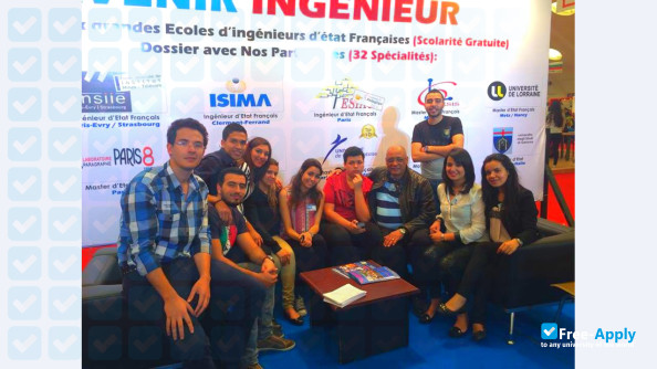 Foto de la Higher School of Applied Science Engineering ESISA #6