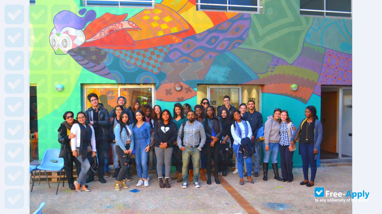 School of Communication and Publicity photo #6