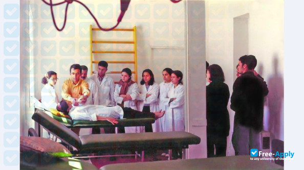 Foto de la Higher School of Physiotherapy #3
