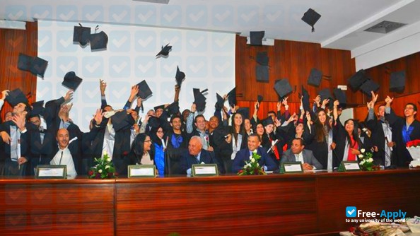 Foto de la Graduate School of Management and Engineering ESRMI #10