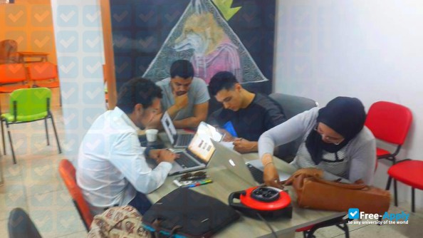 Foto de la Art Com Sup School of Design #9