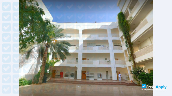 Caledonian College of Engineering Oman фотография №2
