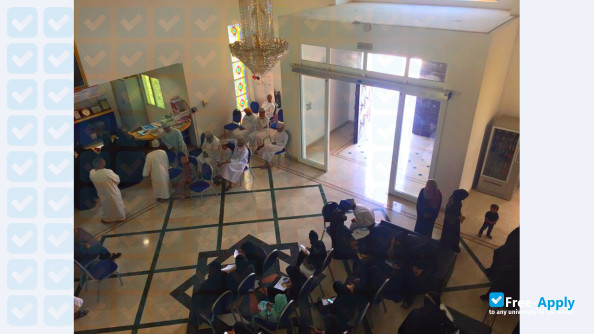 Foto de la Oman Tourism College #4