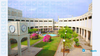 Sultan Qaboos University миниатюра №8