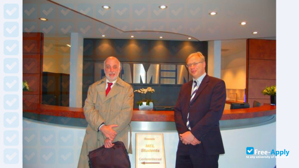 Foto de la Center for Maritime Economics and Logistics #7