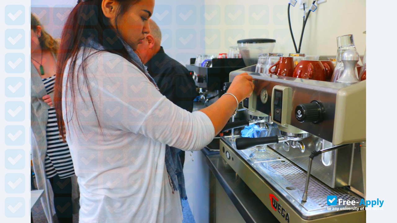 Eastern Institute of Technology photo #28