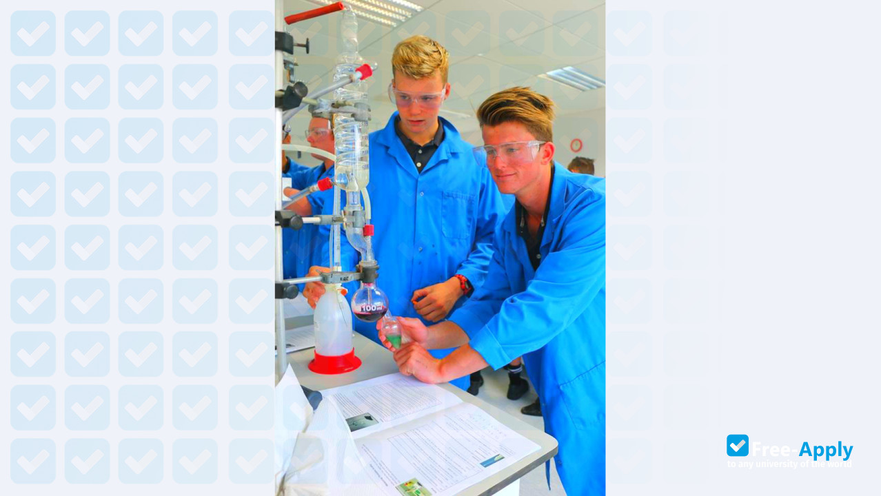 Eastern Institute of Technology photo #26