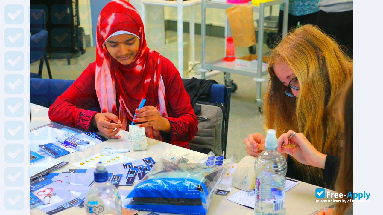 Eastern Institute of Technology photo #25