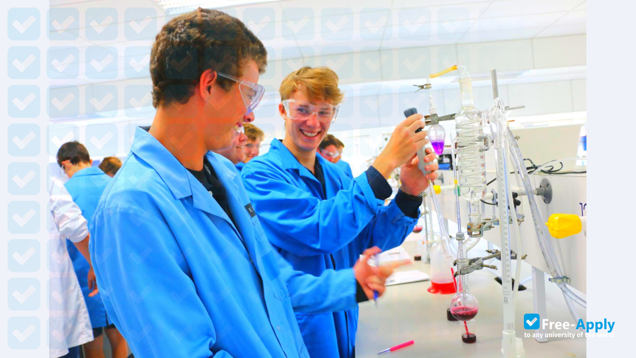 Eastern Institute of Technology photo #23