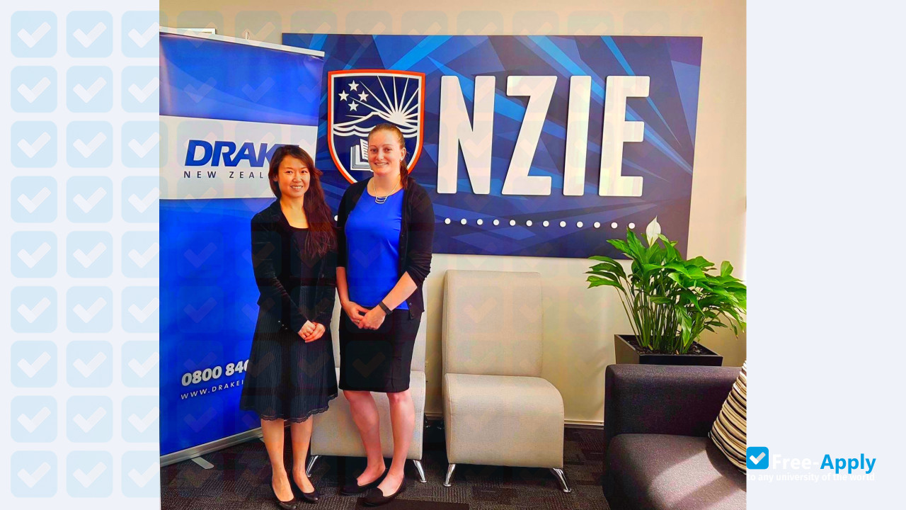 Foto de la New Zealand Institute of Education #21