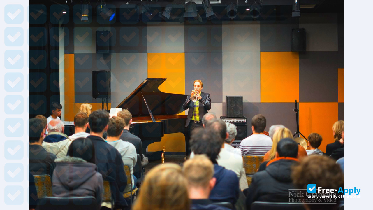 New Zealand School of Music photo #8