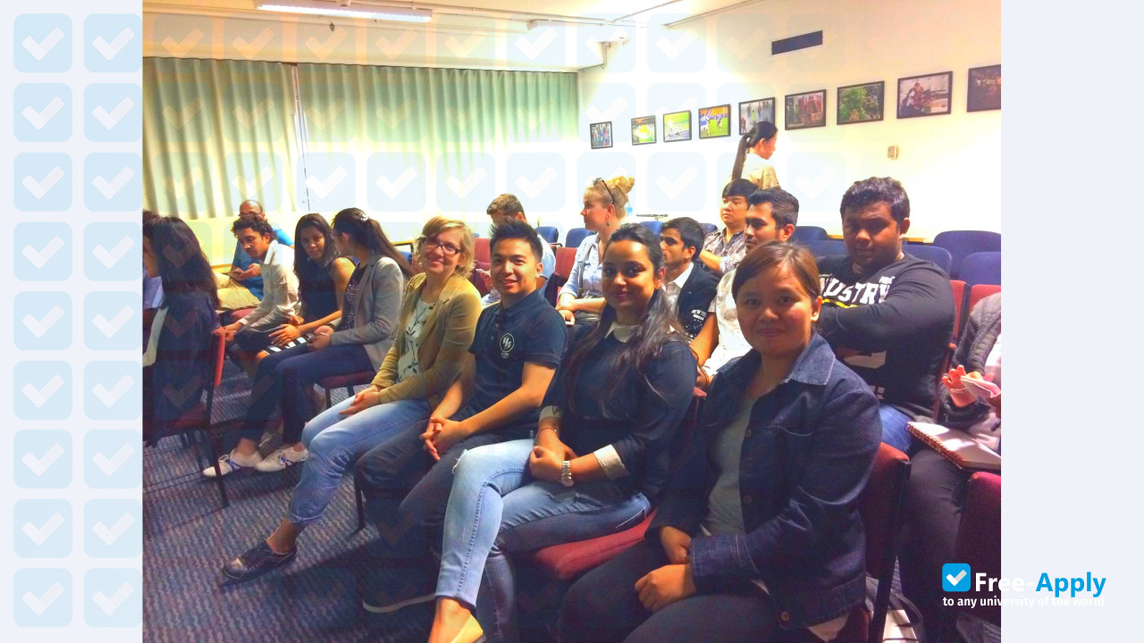 Foto de la Regent International Education Group #7