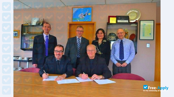 Linguis International Institute photo #1