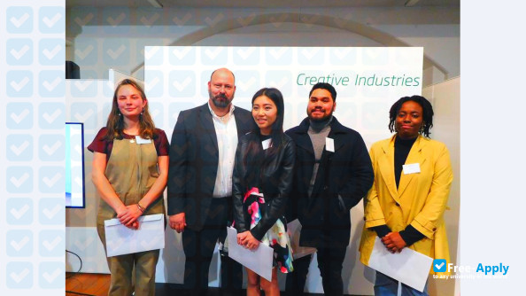 Foto de la Whitecliffe College of Arts and Design #11