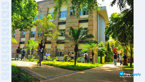 Centroamerican University photo #7