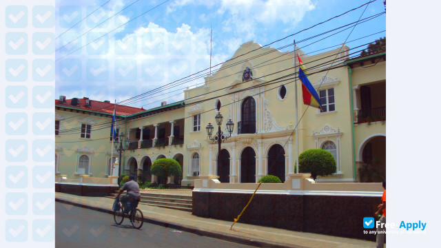 Foto de la National Autonomous University of Nicaragua #2