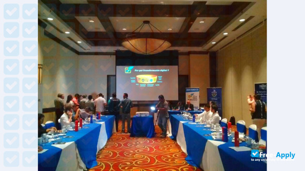 Foto de la National University of Engineering #10