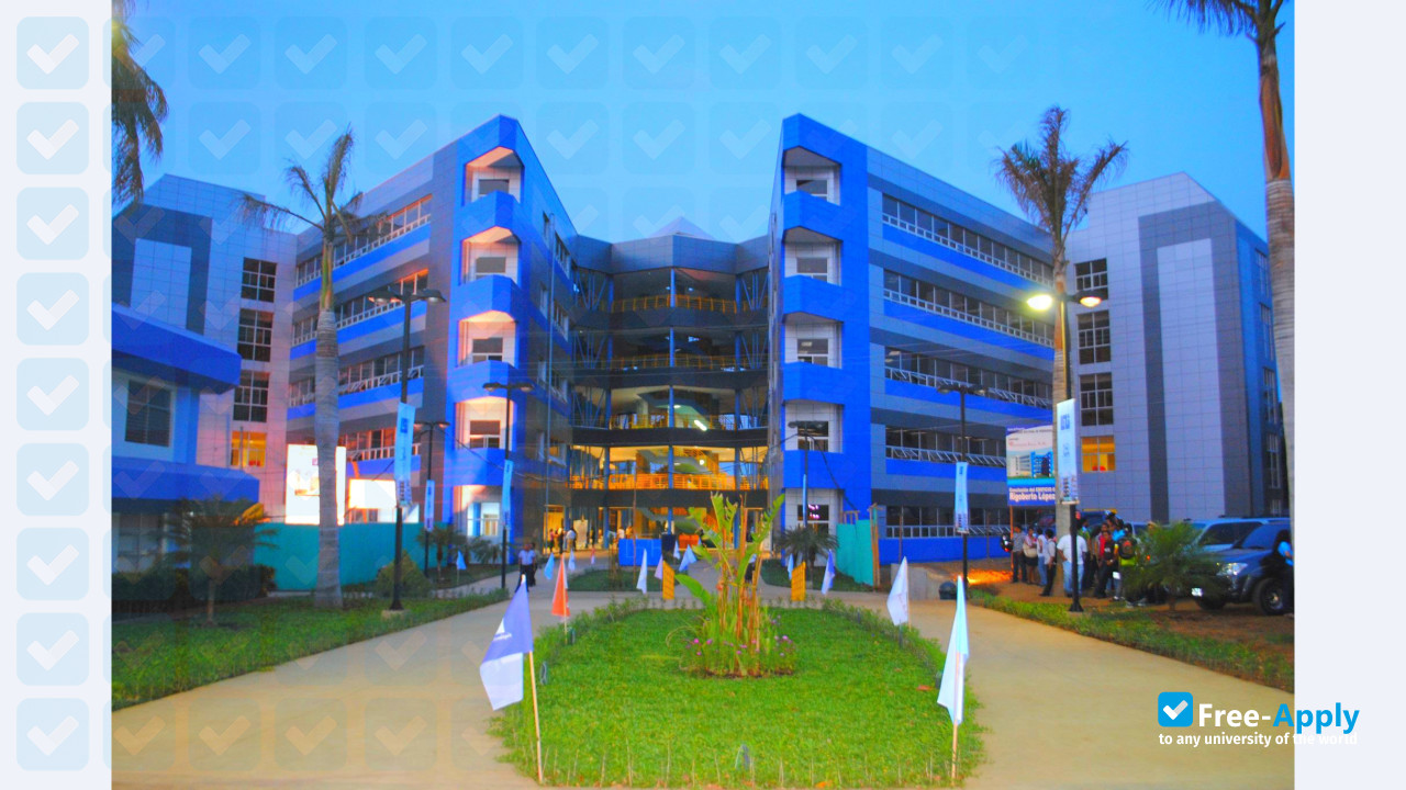 Foto de la National University of Engineering #11