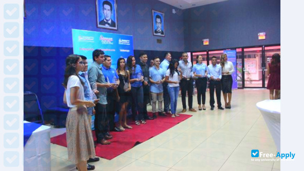 Foto de la Technical University of Commerce #3