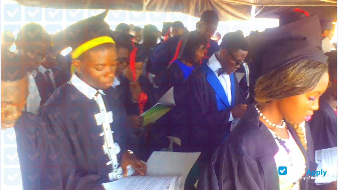 Foto de la Akwa Ibom State College of Art and Science #3