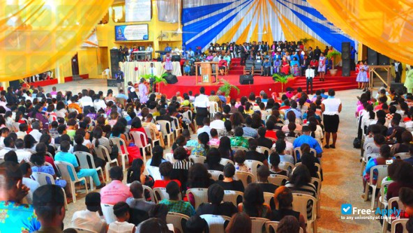 Benson Idahosa University photo #8