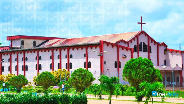 Benson Idahosa University photo #14