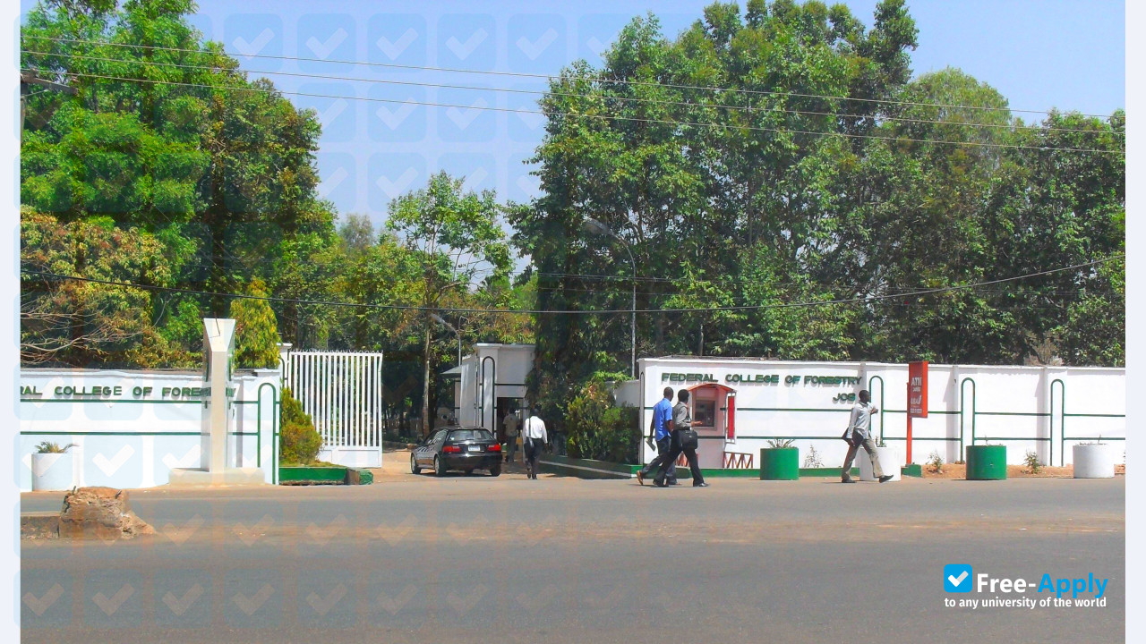 Foto de la University of Jos #5
