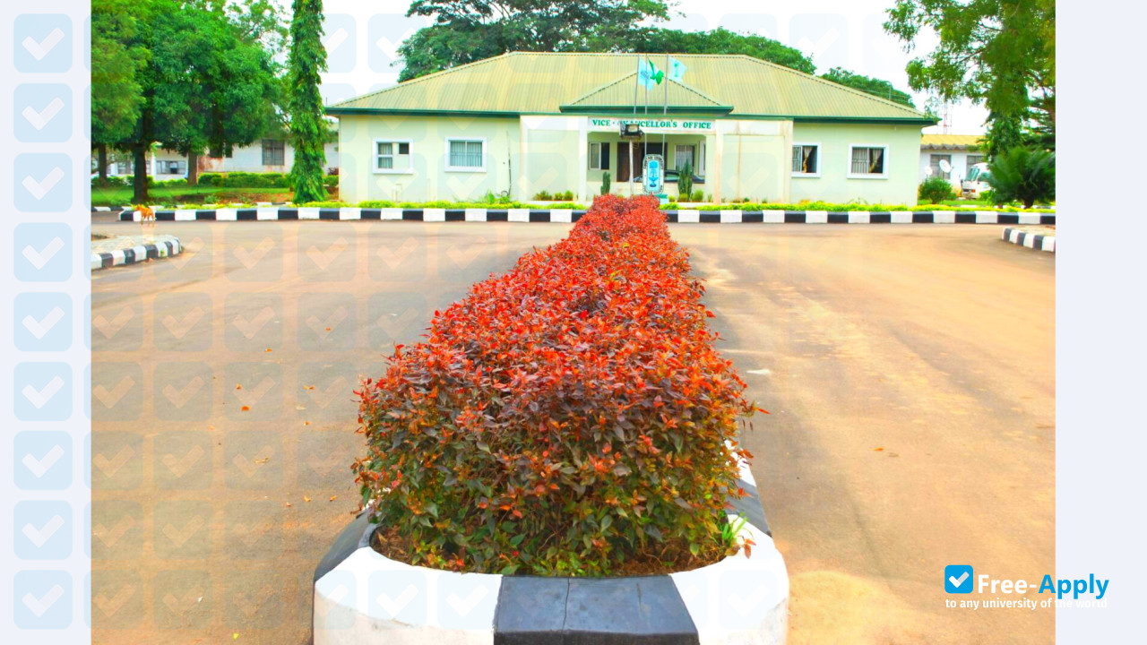 Foto de la Fountain University Osogbo #3