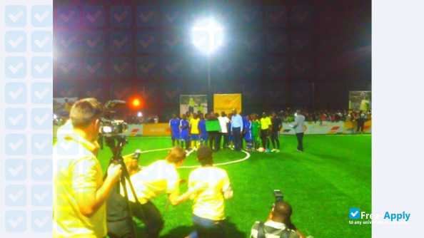 Foto de la Federal College of Education Akoka #3