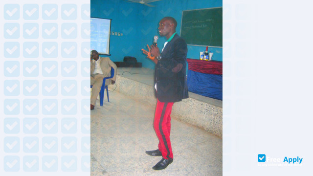 Foto de la Federal College of Education Technical Omoku #1