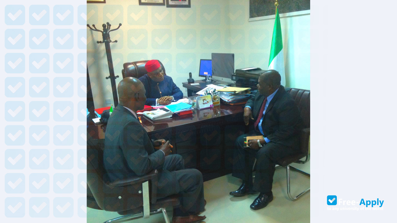 Photo de l’Obong University #10