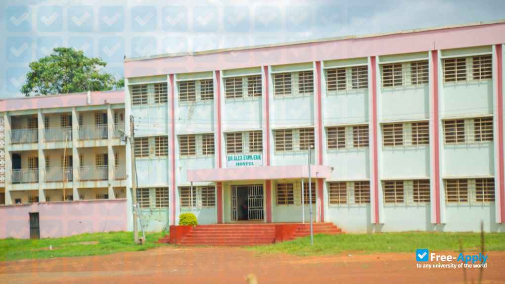 Foto de la Federal School of Dental Technology and Therapy Enugu #2