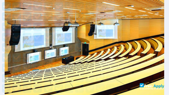 Foto de la Norwegian School of Economics #7