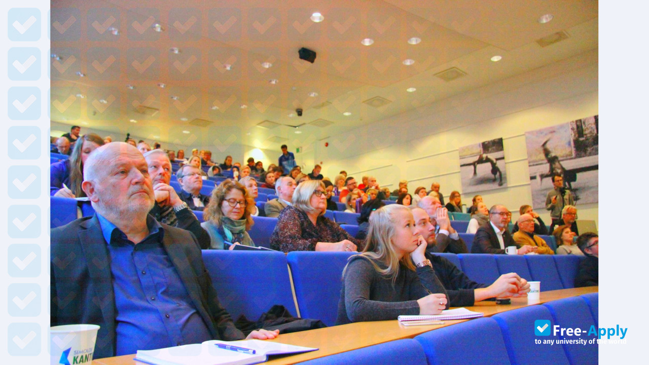 Molde University College photo