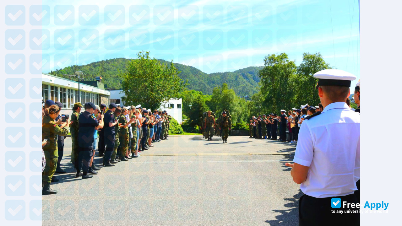 Photo de l’Norwegian Naval Academy #5
