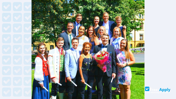 Bjørknes College photo #6