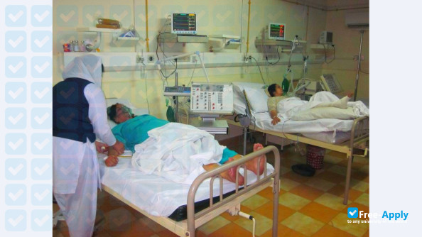 Photo de l’Akhtar Saeed Medical and Dental College #8
