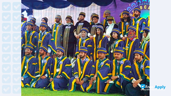 Foto de la Alhamd Islamic University #3