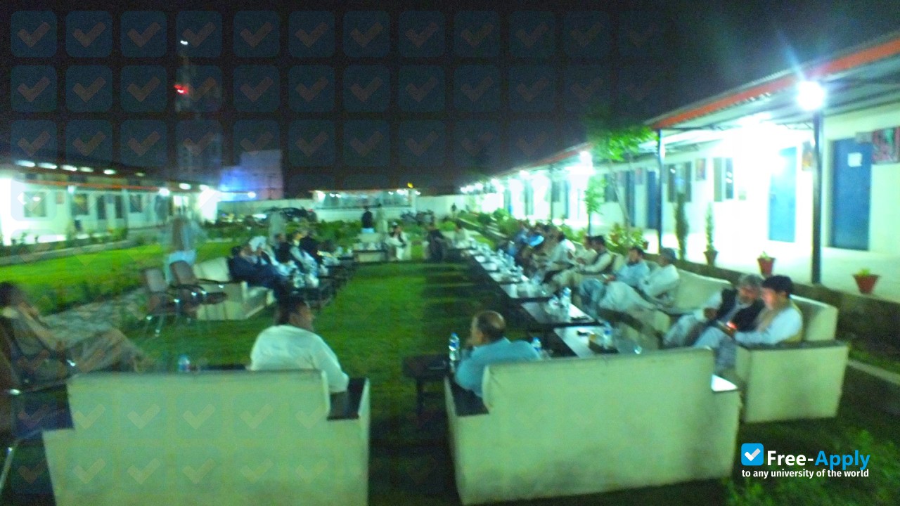 Foto de la Alhamd Islamic University #6